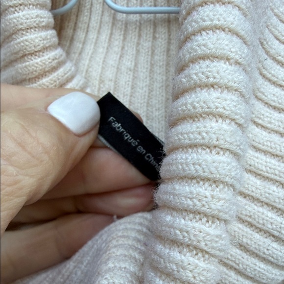 Theory Jemliss Evian Stretch Wool Cold Shoulder Turtleneck Sweater - Size P - Picture 3 of 6